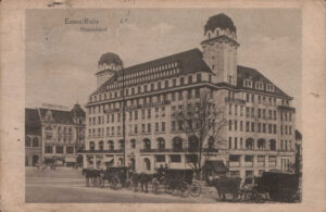Handelshof in Essen mit Pferdedroschken 1916, schwarz weiß Postkarte